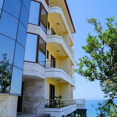 Monte-carlo 3*