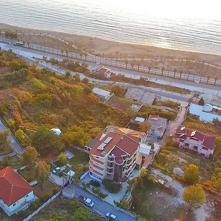 ホテル Monte-carlo 3*