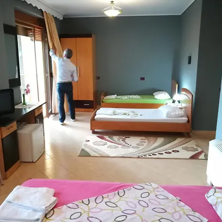 Monte-carlo ホテル 3*