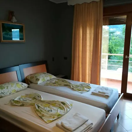 Monte-carlo ホテル Vlorë