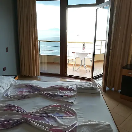 Monte-carlo 3* Vlorë